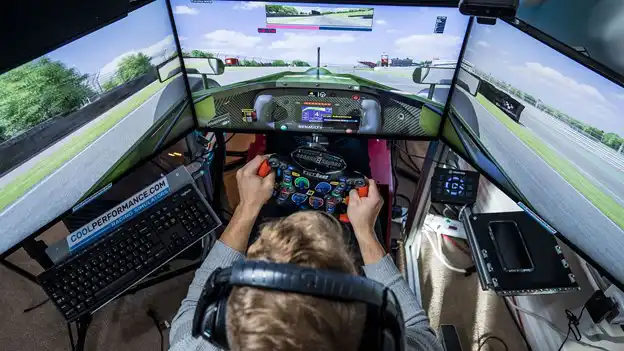 Max Verstappen Inspires Sim Racers with Real-World Success