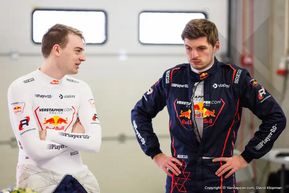 Max Verstappen Signs Sim Racer for New GT3 Team