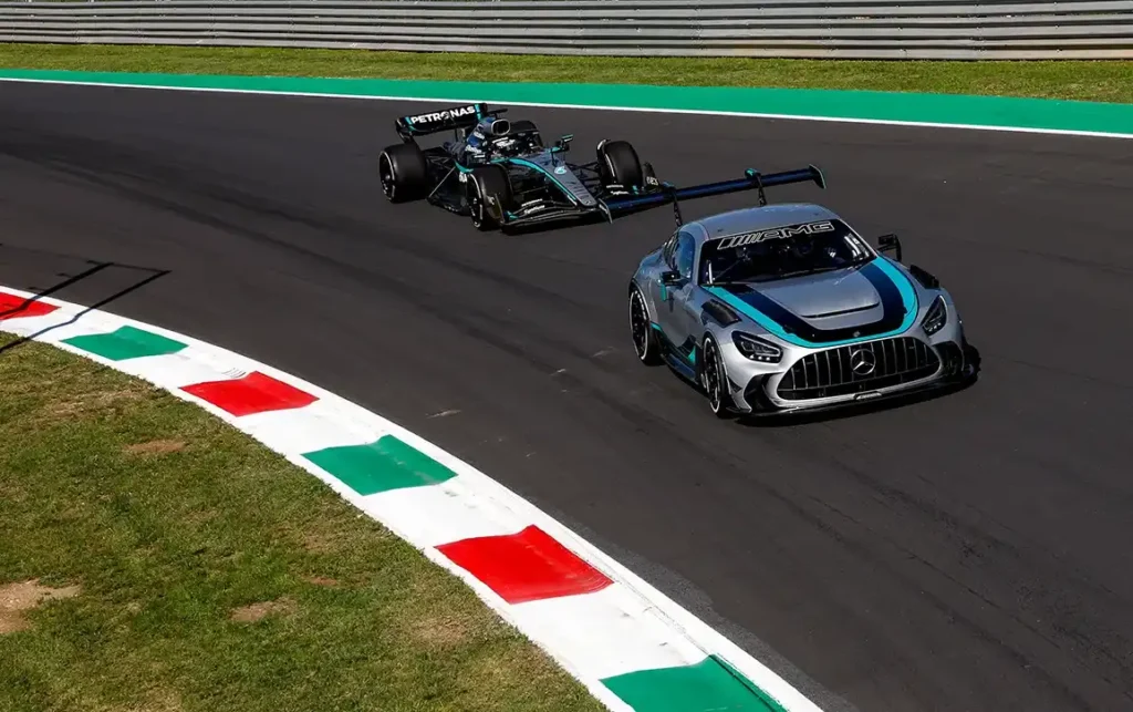 Mercedes-AMG GT2 Edition W16 Debuts