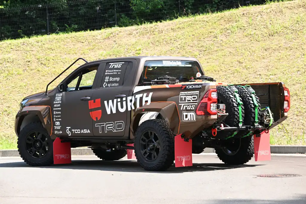 ADAC Reveals XT1 Regulation Concept