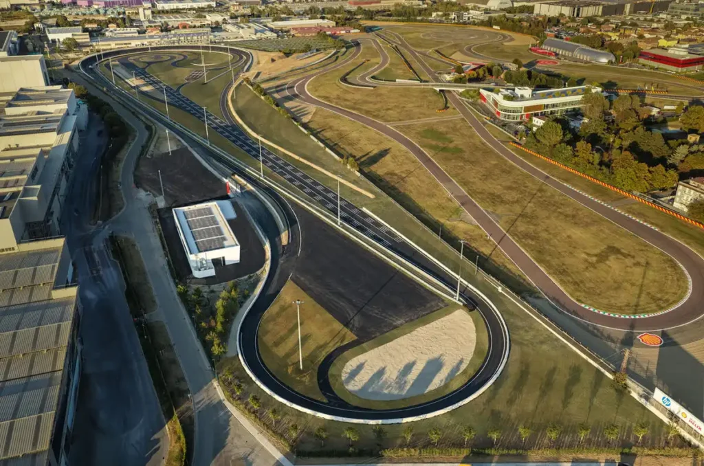 ADAC Reveals XT1 Regulation Concept