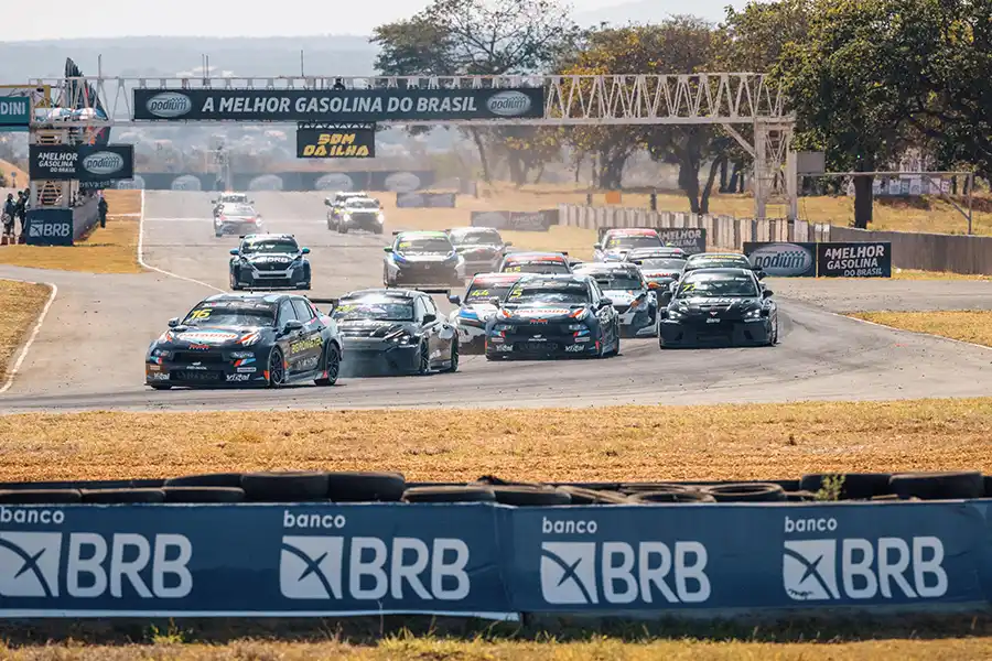 Why a Comfortable Race Driver is a Faster Race Driver