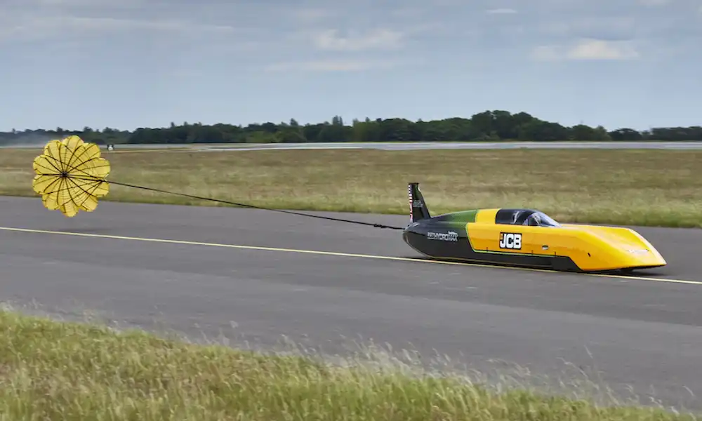 Lola T70S Demonstrates Sustainability at Speed