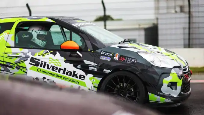 Leon VZ e-Hybrid Racer Unveiled by Cupra