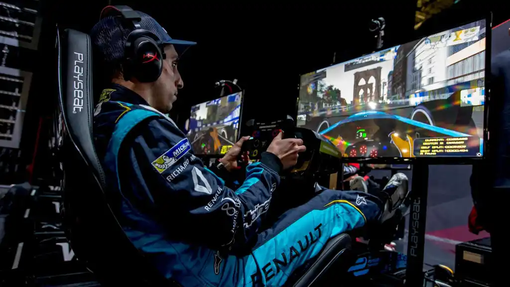 Nissan Formula E Race Strategy Powered by Remote Simulation