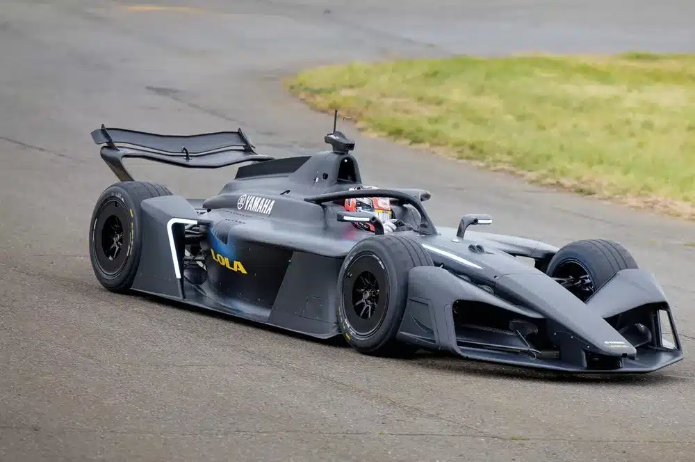 Formula 1 Calendar Complications 5 Lola's sustainable motorsport strategy - Lola Formula E Race Car